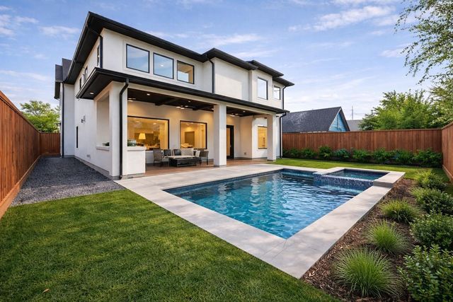 1330 Richelieu Lane, Houston, TX 77018