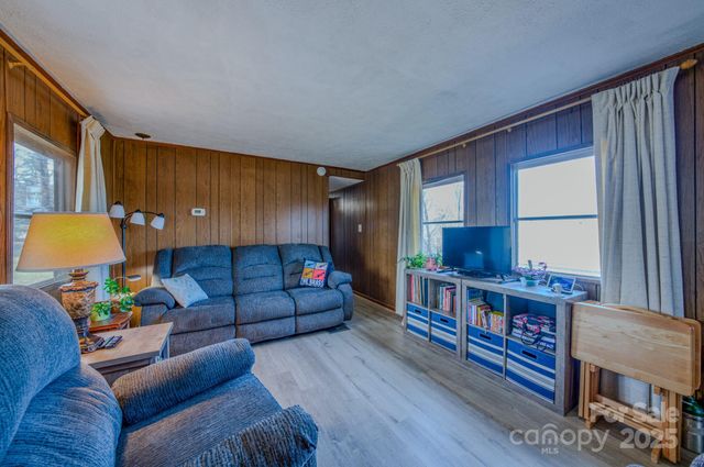 28 Holly Acres Lane, Arden, NC 28704