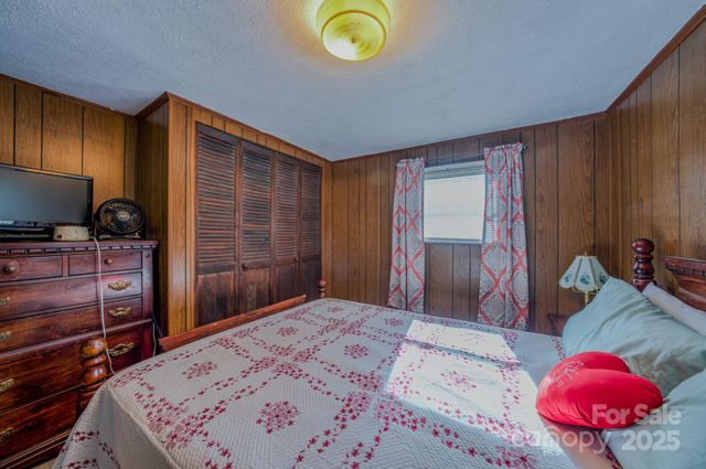 28 Holly Acres Lane, Arden, NC 28704