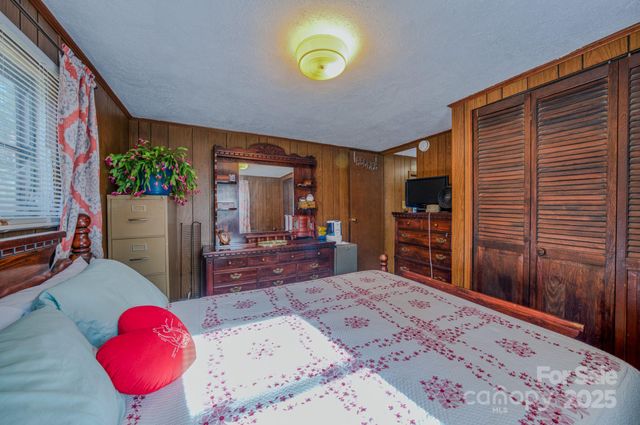 28 Holly Acres Lane, Arden, NC 28704