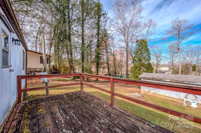 28 Holly Acres Lane, Arden, NC 28704