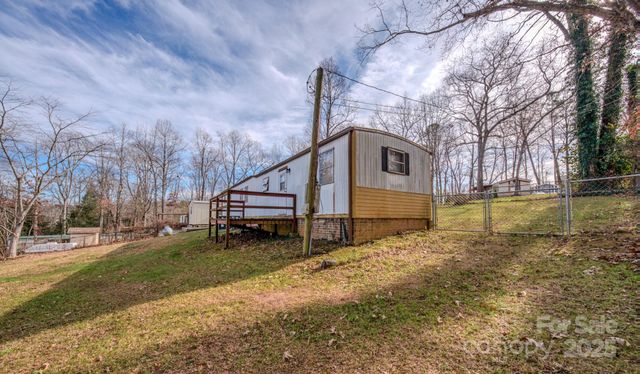 28 Holly Acres Lane, Arden, NC 28704