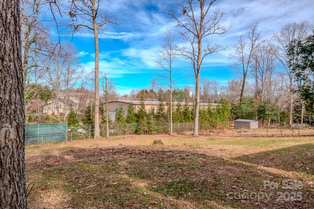 28 Holly Acres Lane, Arden, NC 28704