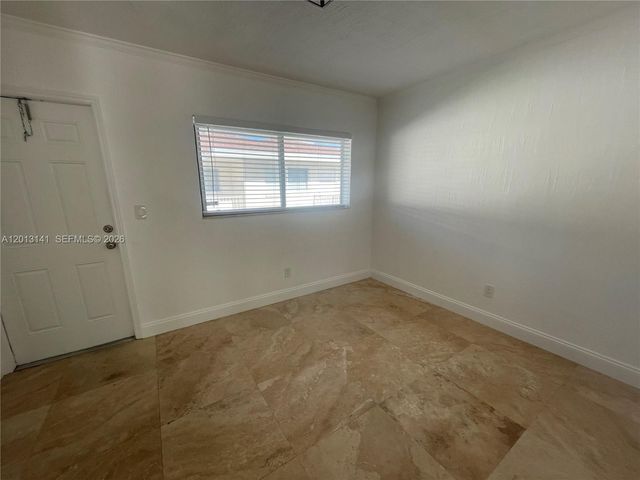 1892 NE 46th St B7, Fort Lauderdale, FL 33308