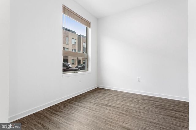 3121 BEACHVIEW LN, Philadelphia, PA 19125