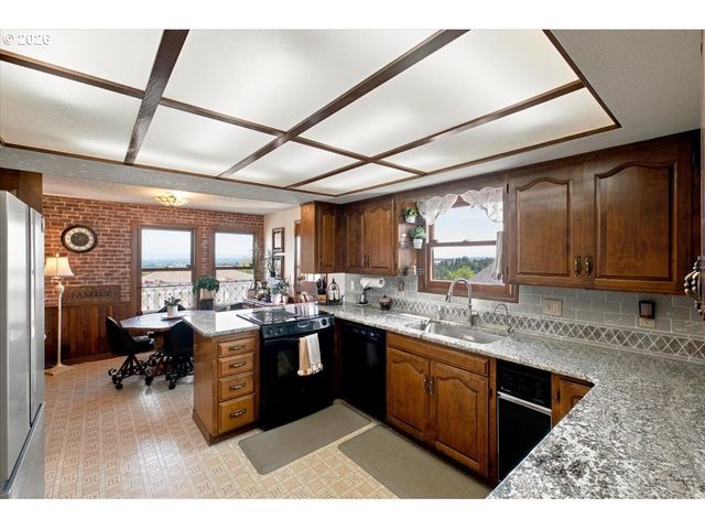 1283 35TH Ave Nw, Salem, OR 97304