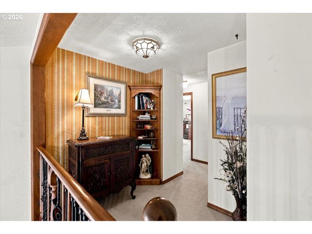 1283 35TH Ave Nw, Salem, OR 97304