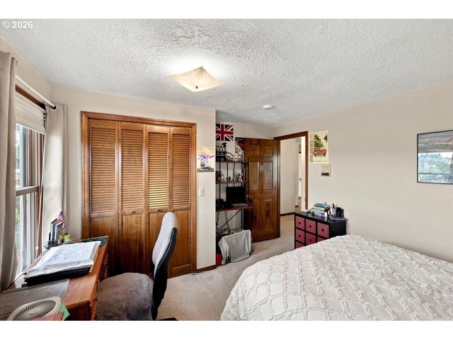 1283 35TH Ave Nw, Salem, OR 97304
