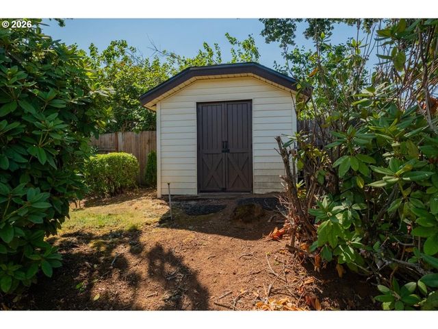 1283 35TH Ave Nw, Salem, OR 97304