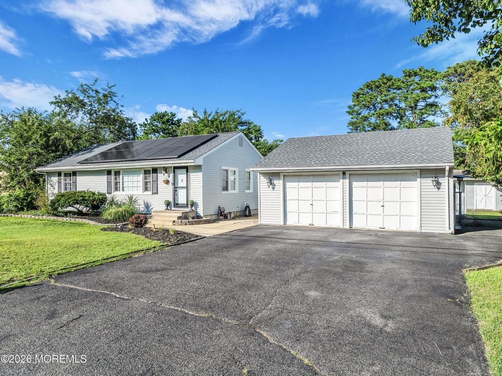 313 Georgia Drive, Brick, NJ 08723