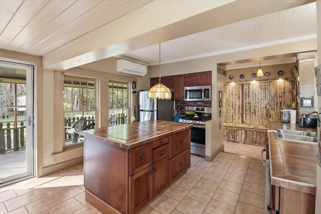 754 NE 2ND AVENUE, Crystal River, FL 34428