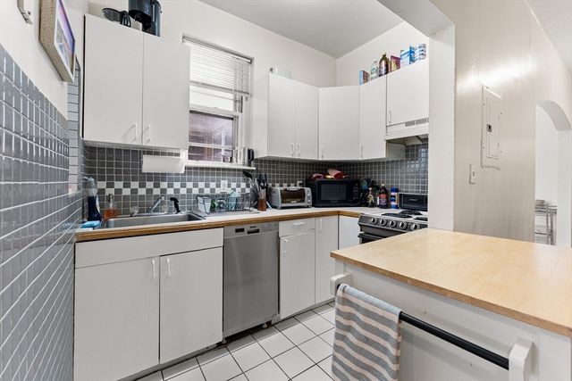 63 Longwood Ave 2, Brookline, MA 02446