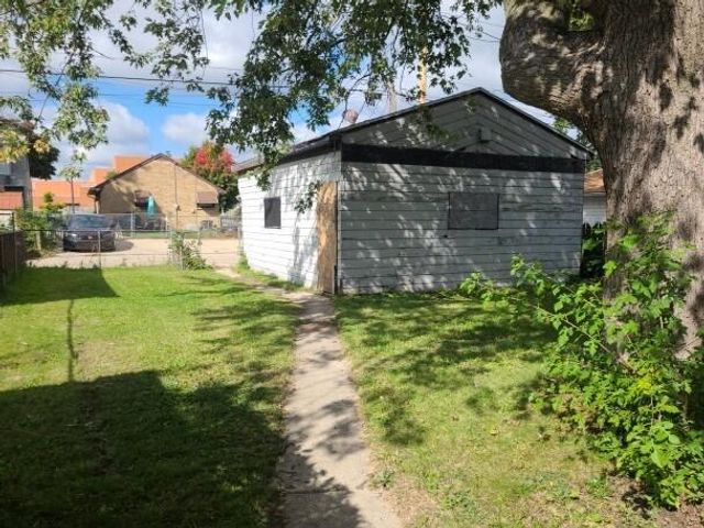 5955 N 79th STREET, Milwaukee, WI 53218