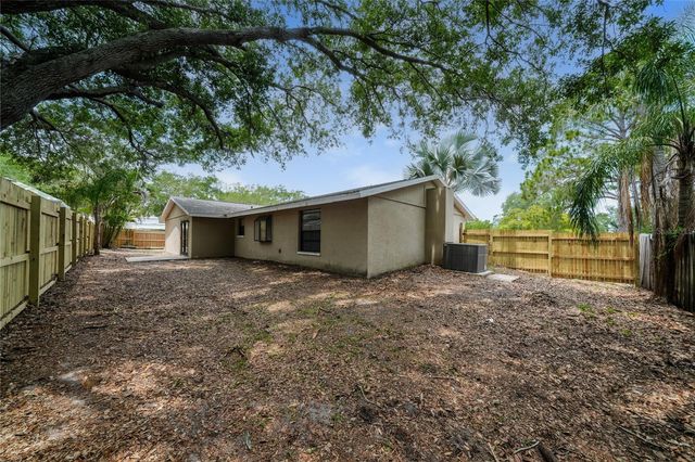 2836 CINNAMON BEAR TRAIL, Palm Harbor, FL 34684
