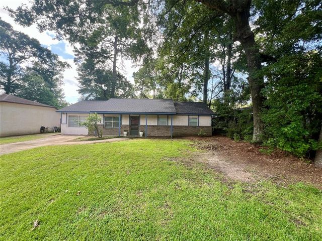 307 Jill Street, Conroe, TX 77303