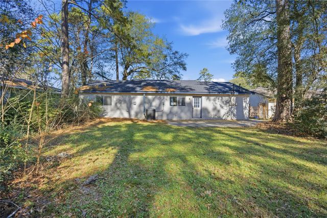 307 Jill Street, Conroe, TX 77303