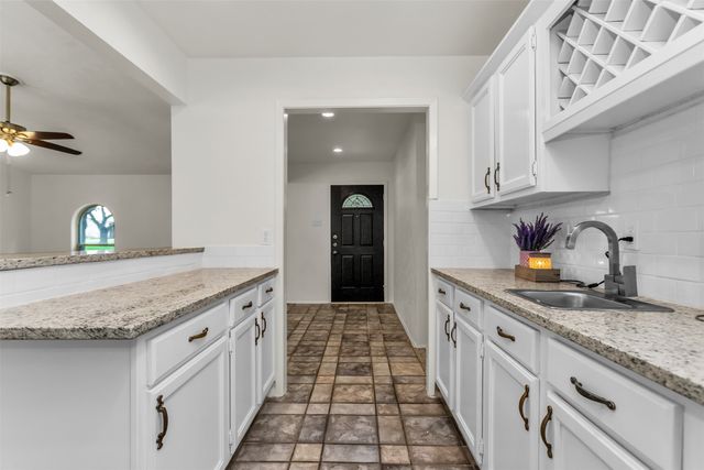 5009 Middleton Circle, The Colony, TX 75056