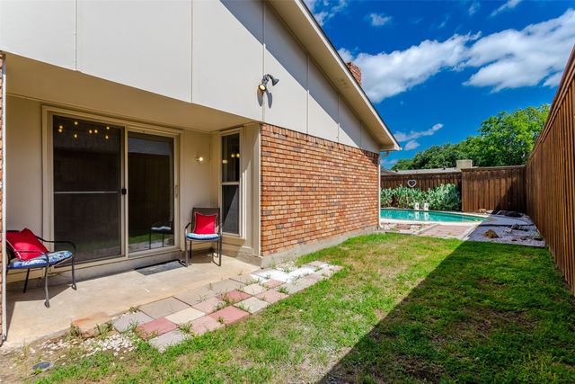 5009 Middleton Circle, The Colony, TX 75056