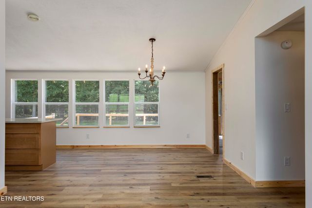 435 Stump Hollow Rd, Spring City, TN 37381