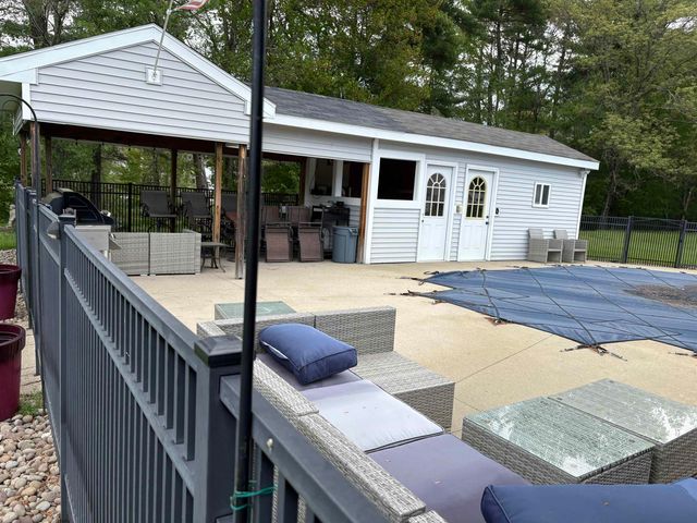 144 Old Derry Road, Londonderry, NH 03053