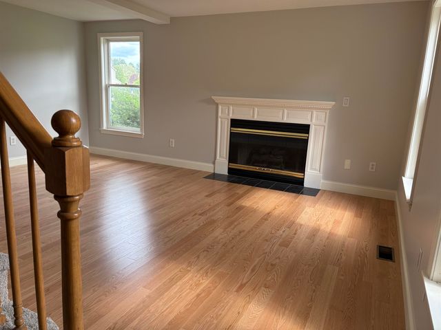 144 Old Derry Road, Londonderry, NH 03053