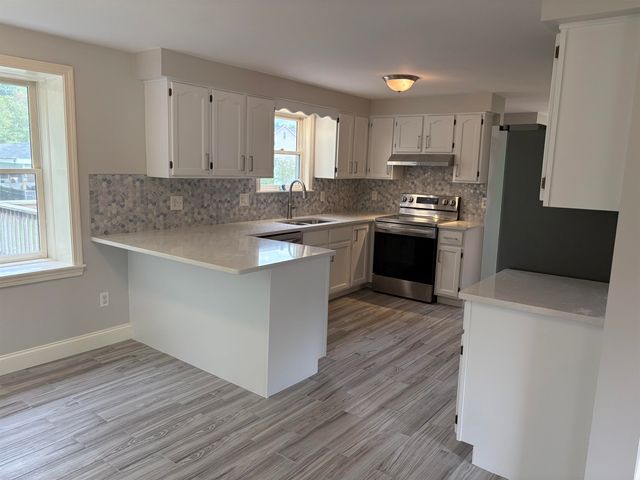 144 Old Derry Road, Londonderry, NH 03053