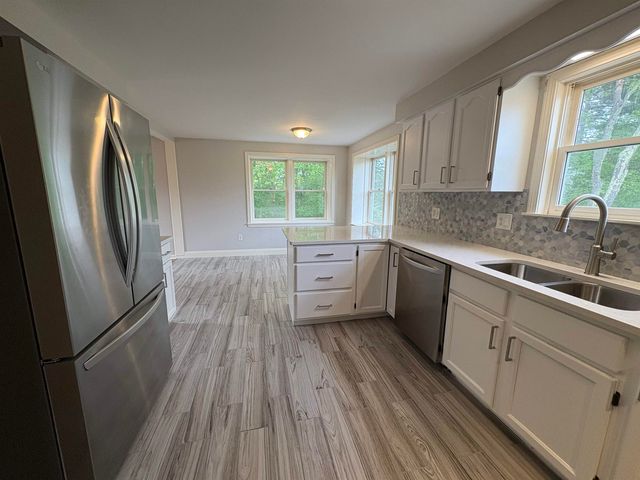 144 Old Derry Road, Londonderry, NH 03053