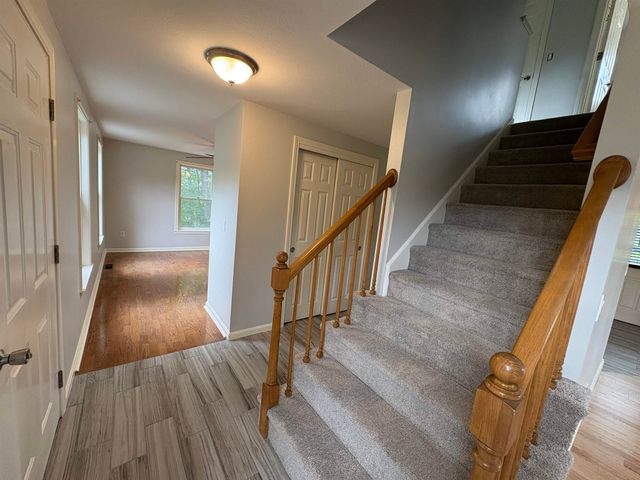 144 Old Derry Road, Londonderry, NH 03053