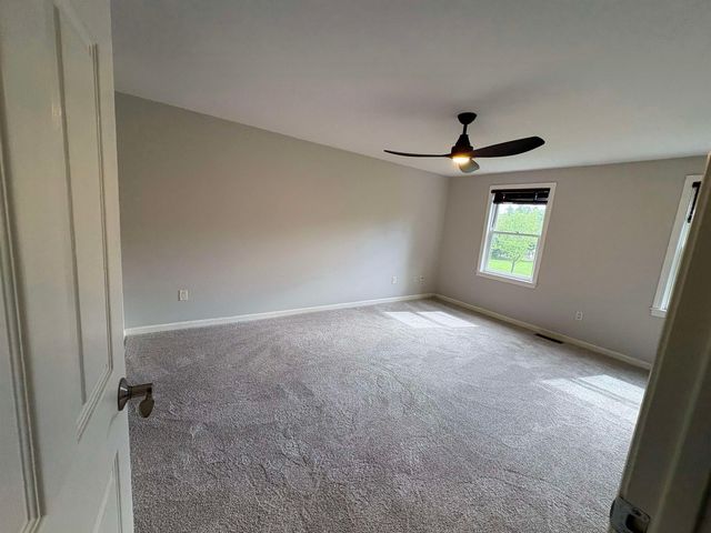 144 Old Derry Road, Londonderry, NH 03053