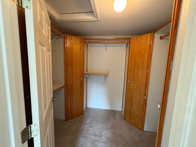 144 Old Derry Road, Londonderry, NH 03053