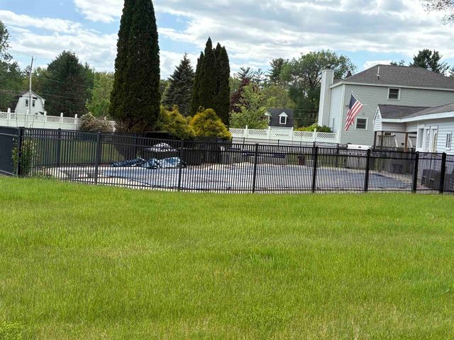 144 Old Derry Road, Londonderry, NH 03053