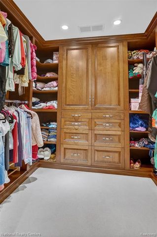 4233 N Willoway Estates Court, Bloomfield Hills, MI 48302