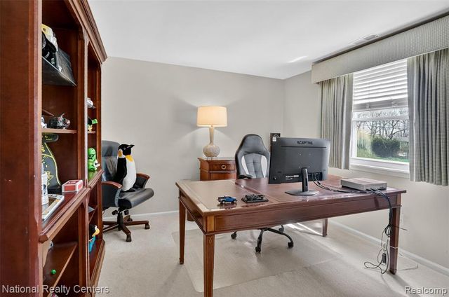 4233 N Willoway Estates Court, Bloomfield Hills, MI 48302