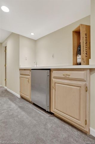 4233 N Willoway Estates Court, Bloomfield Hills, MI 48302
