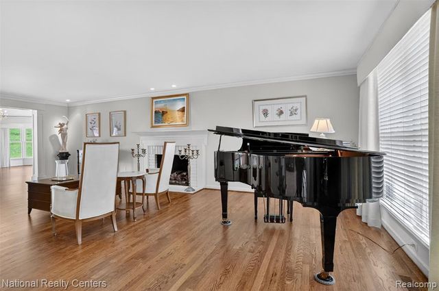 4233 N Willoway Estates Court, Bloomfield Hills, MI 48302