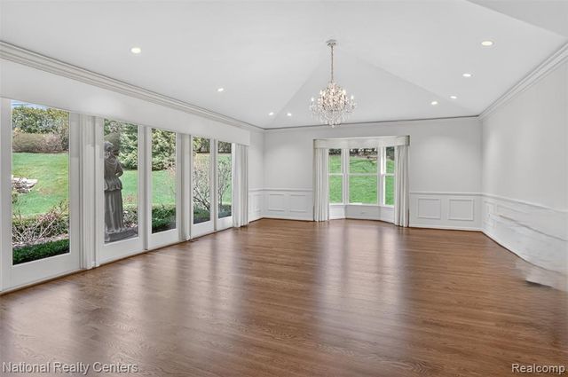 4233 N Willoway Estates Court, Bloomfield Hills, MI 48302
