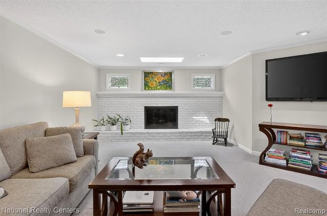 4233 N Willoway Estates Court, Bloomfield Hills, MI 48302