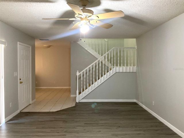 5282 CORAL COURT 620, Orlando, FL 32811