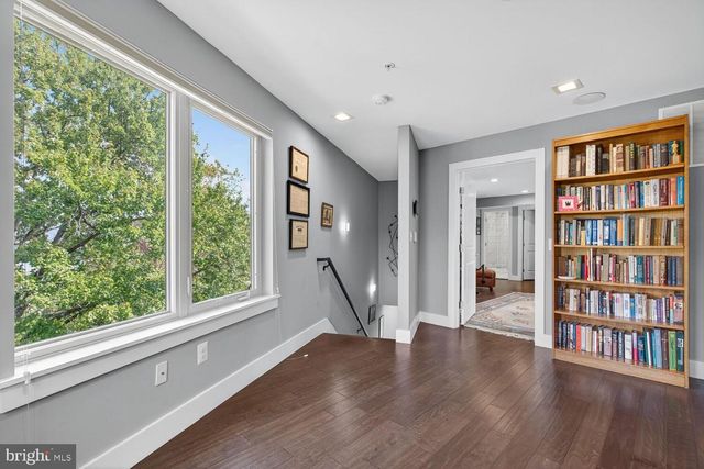 5700 BLAIR RD NE, Washington, DC 20011