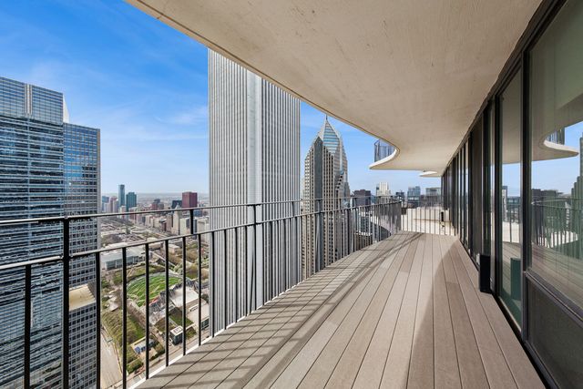 225 N Columbus Drive 6009, Chicago, IL 60601