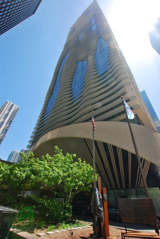 225 N Columbus Drive 6009, Chicago, IL 60601