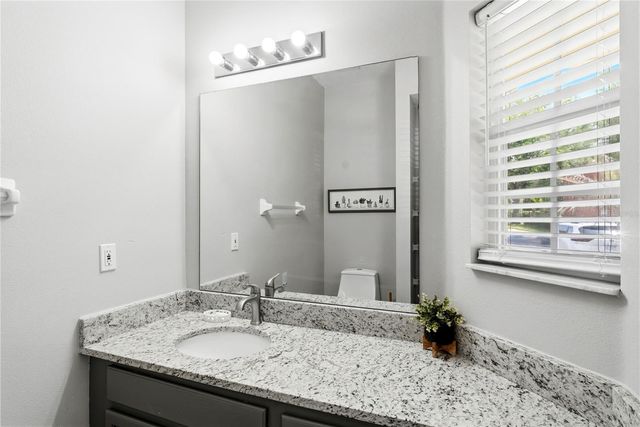 8564 CRYSTAL COVE LOOP, Kissimmee, FL 34747