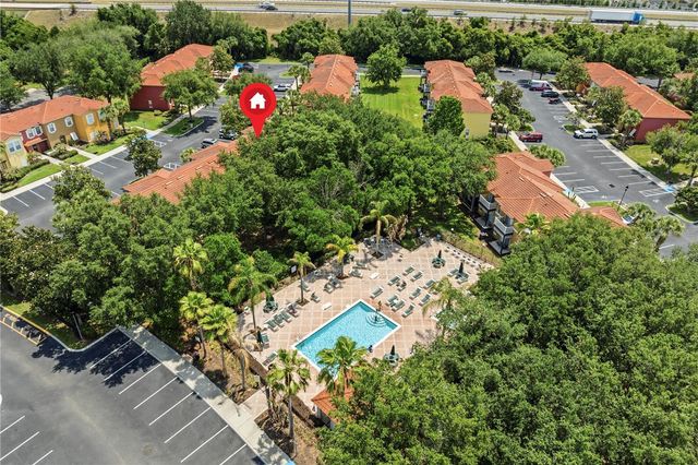 8564 CRYSTAL COVE LOOP, Kissimmee, FL 34747