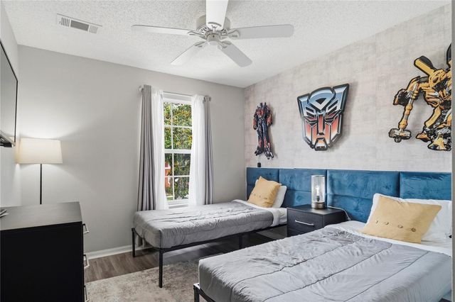 8564 CRYSTAL COVE LOOP, Kissimmee, FL 34747