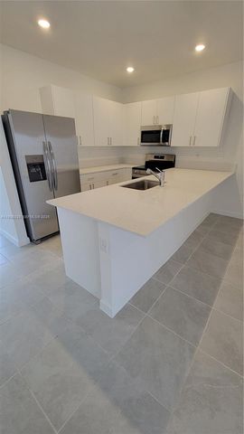 26430 SW 148th Ct 26430, Homestead, FL 33032