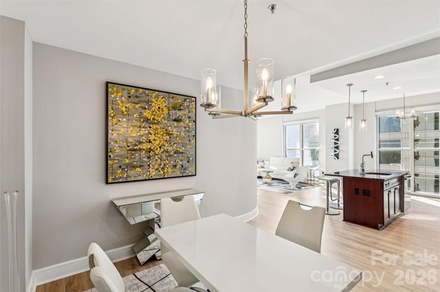 333 W Trade Street 2200, Charlotte, NC 28202