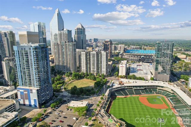 333 W Trade Street 2200, Charlotte, NC 28202