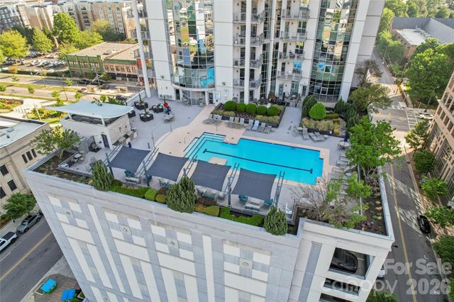 333 W Trade Street 2200, Charlotte, NC 28202