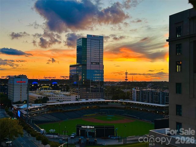 333 W Trade Street 2200, Charlotte, NC 28202