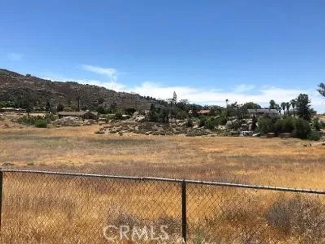 27475 Cornell, Hemet, CA 92544